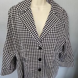 Joan Rivers Black and White Houndstooth Blazer